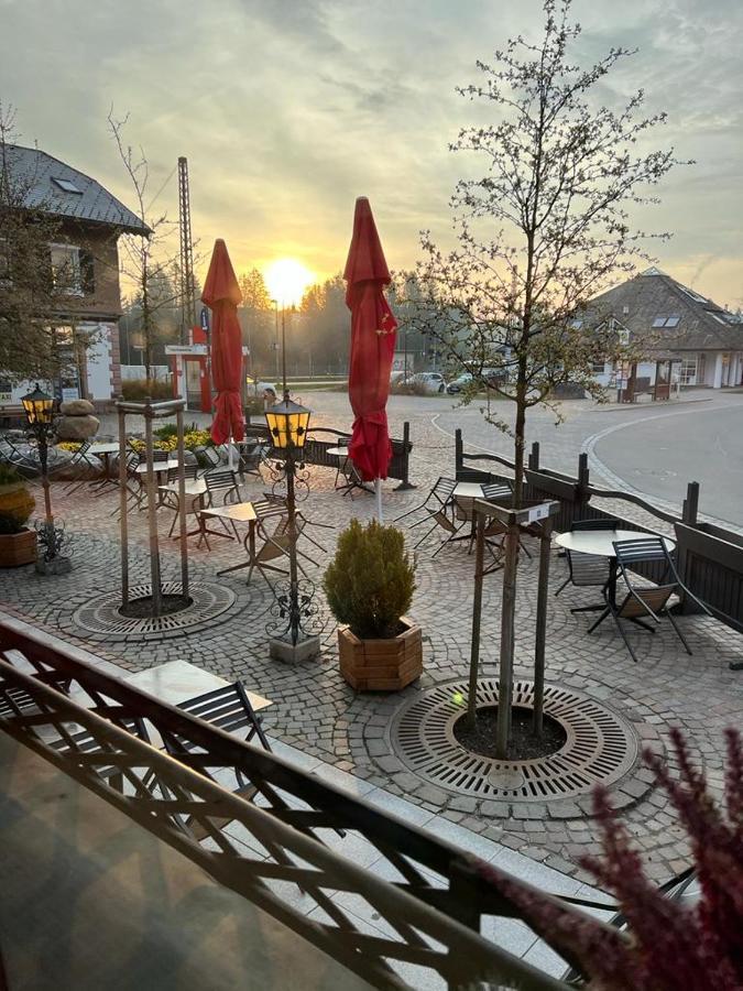 Hotel Schwarzwaldhof ฮินเทอร์ซาร์เทน ภายนอก รูปภาพ