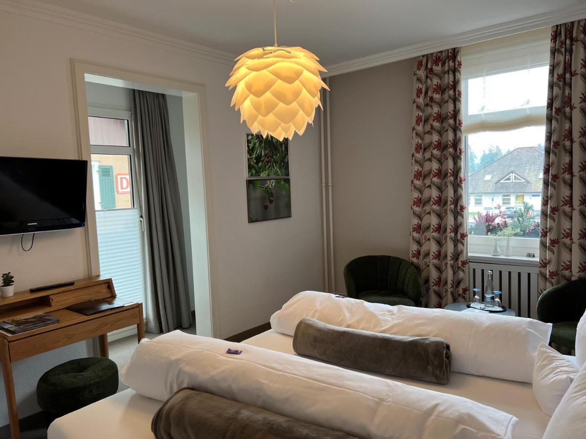 Hotel Schwarzwaldhof ฮินเทอร์ซาร์เทน ภายนอก รูปภาพ